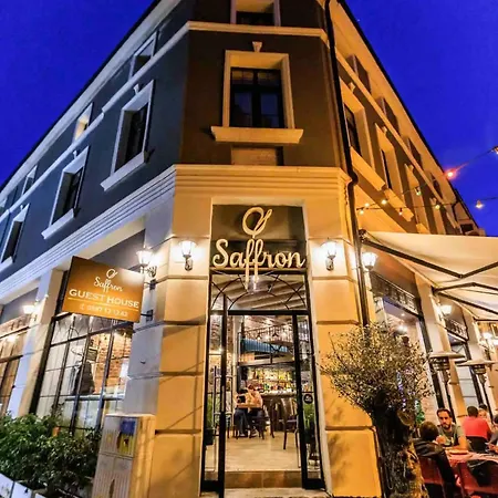 A3 Delux Studio Saffron * بلوفديف